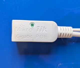 Inyector PoE Gigabit Mikrotik 12V
