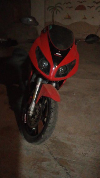 Rieju RS2 Matrix Roja