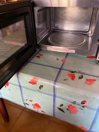 Microondas Balay plateado