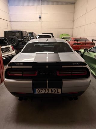 Dodge challenger 2020