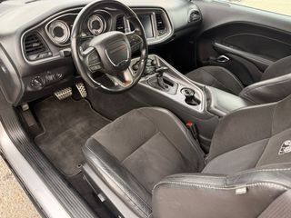 Dodge challenger 2020