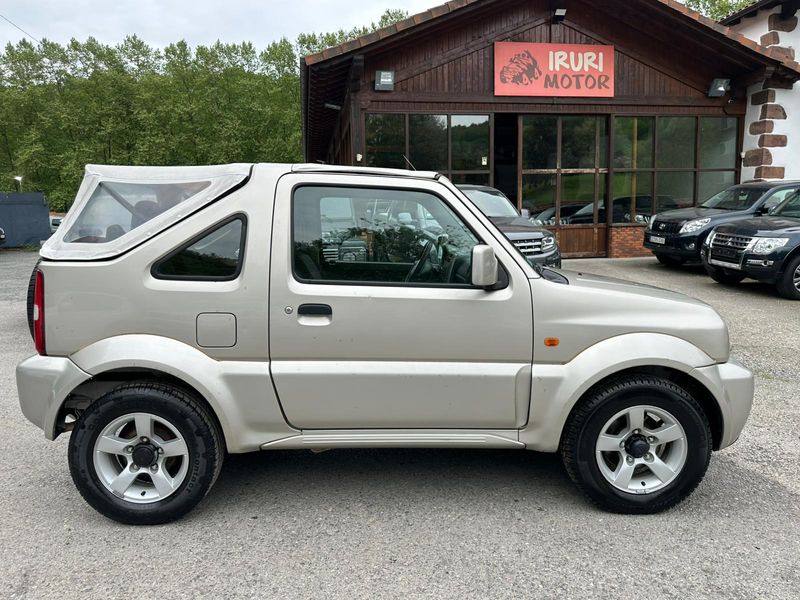 SUZUKI Jimny 1.3 16v Techo Lona Superlujo - foto 1