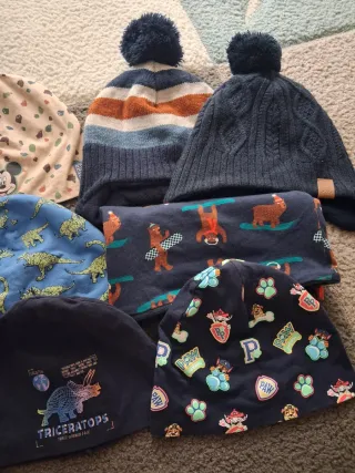 Lote Gorros Niños Varios Diseños
