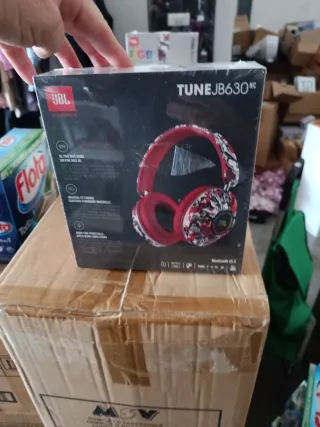 Cascos JBL Tune JB630NC RGB