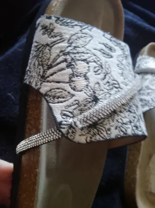 Sandalias Birkenstock Diseño Moderno Talla 37