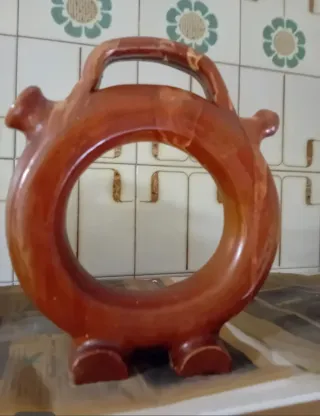 Botijo Cerámica Catalana Antiguo
