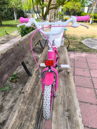 Bicicleta infantil rosa