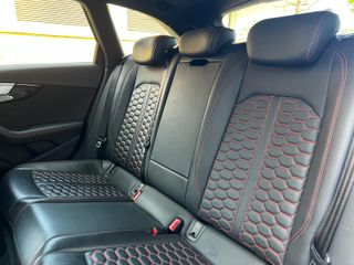 AUDI A4 RS4 Avant TFSI quattro tiptronic