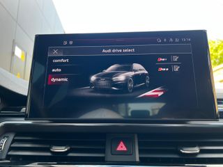 AUDI A4 RS4 Avant TFSI quattro tiptronic