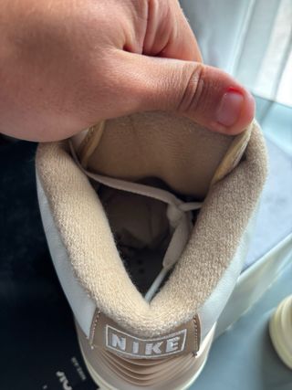 Nike Air Jordan 2 Talla 44 Beige/Blanco