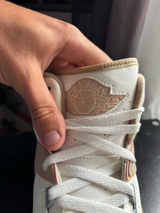 Nike Air Jordan 2 Talla 44 Beige/Blanco