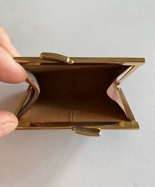 Monedero de piel para mujer. El Potro