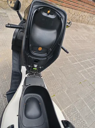 Piaggio X evo 125