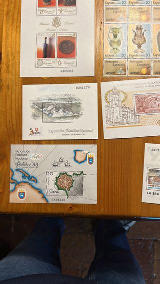 27 Hojitas Filatélicas Variadas segun fotos
