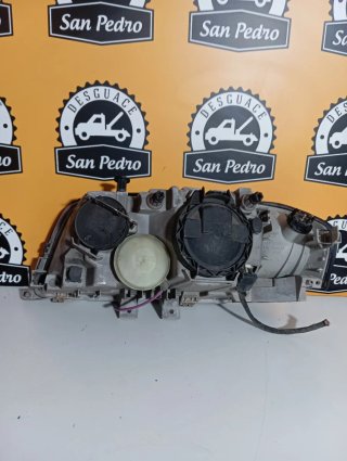 Faro Mercedes Benz Clase C