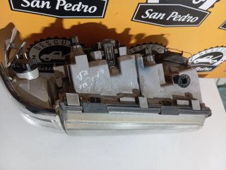 Faro Mercedes Benz Clase C