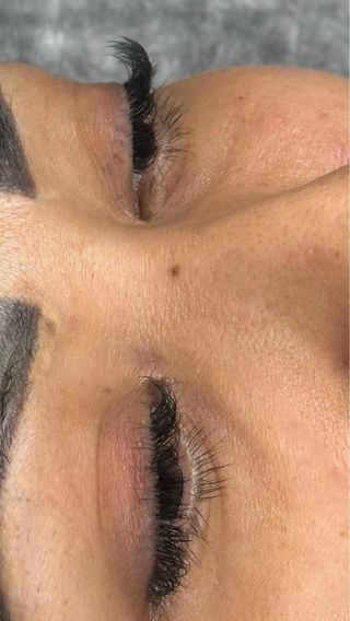 Oferta: Extensiones de pestañas