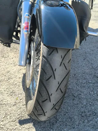 Suzuki Intruder C800