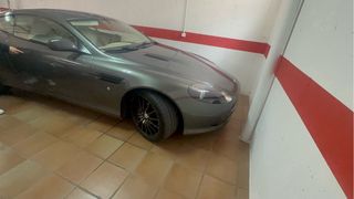 Aston Martin DB9 2006