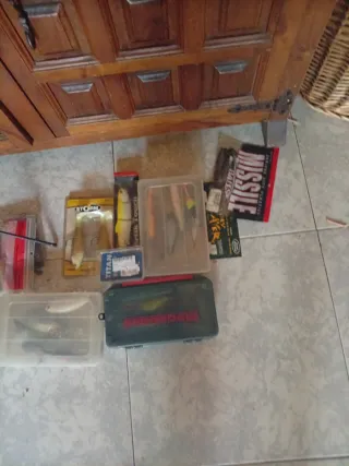 Caña de pescar con carrete