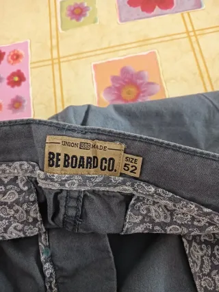 Pantaloncino Bermuda uomo in cotone, taglia 52 XL