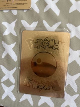 8 Cartas Pokémon Charizard Metalicas Doradas