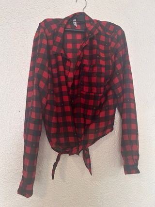 Chaqueta con flecos beige y marrón