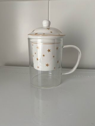 Taza de cristal con infusor y tapa