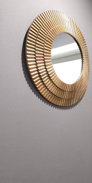 Espejo Redondo Dorado de Pared – Marco Acanalado