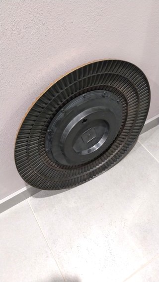 Espejo Redondo Dorado de Pared – Marco Acanalado