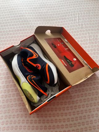 Zapatillas Nike Running Azul y Naranja