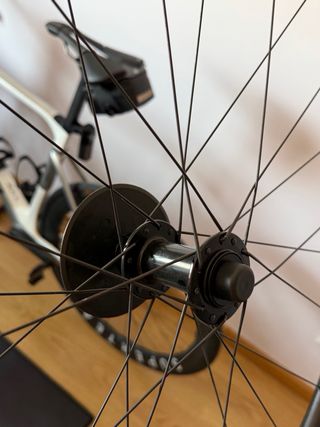 Ruedas de carbono Novatec R4