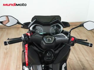YAMAHA X-MAX 125 TECH MAX
