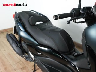YAMAHA X-MAX 125 TECH MAX
