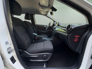 Mercedes-Benz Clase B 200 Automático - Garantia