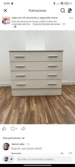 Armario blanco de madera