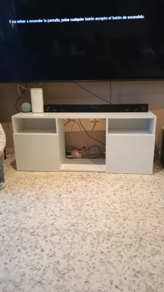 Mueble TV blanco madera