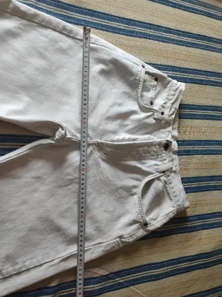 Pantalón vaquero largo blanco