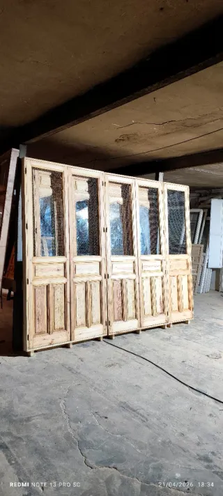 Frentes de armarios madera maciza recuperados