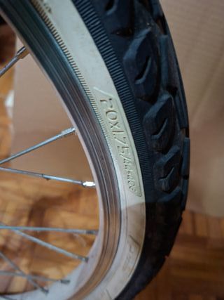 Bicicleta Infantil Btwin 20 Casi Nueva