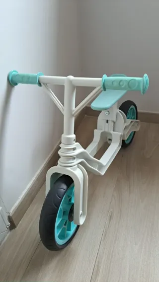 Bicicleta de equilibrio infantil