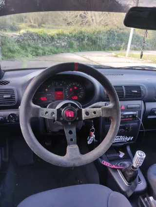 Volante desplazado deportivo