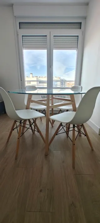 Mesa de comedor redonda cristal y madera