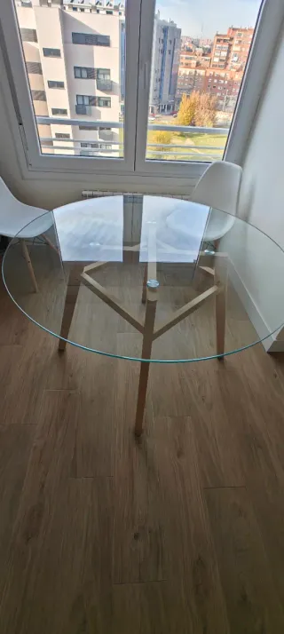 Mesa de comedor redonda cristal y madera