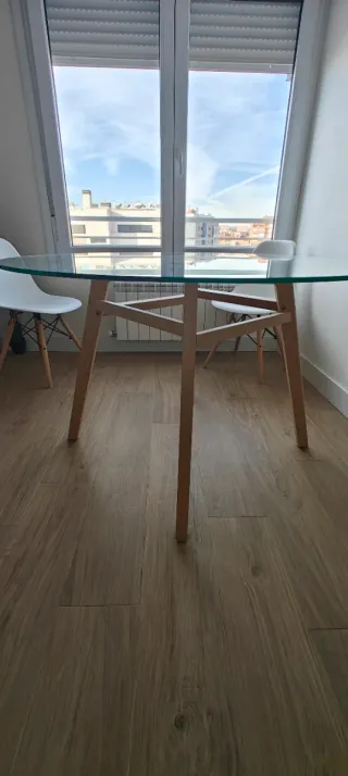 Mesa de comedor redonda cristal y madera