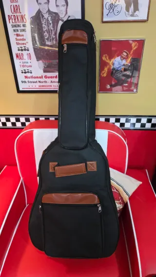 Fender CD-60 BLK Electroacústica.