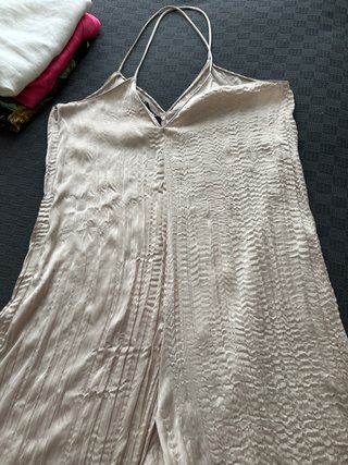 Mono Zara beige brillo Talla S