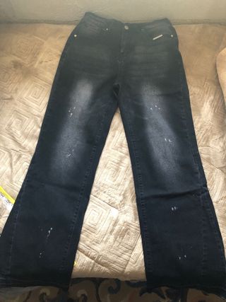Pantalones vaqueros negros