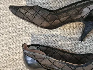 Zapatos Bruno Magli Malla Cuadrada Tacón