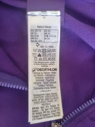 Sudadera morada con cremallera